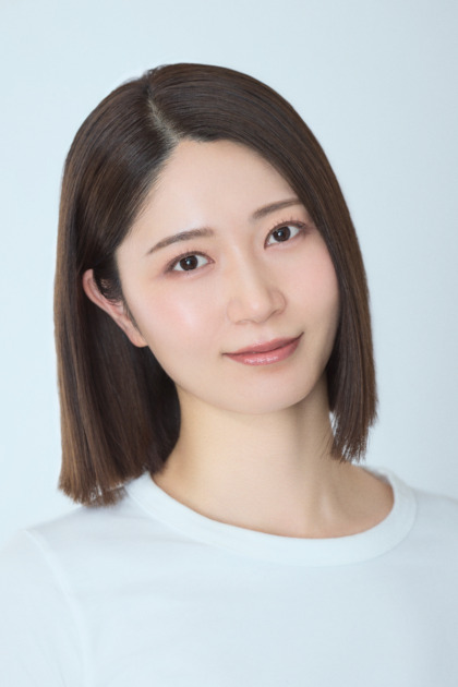 美馬沙亜弥　光文社「CLASSY. 2023年11月号」